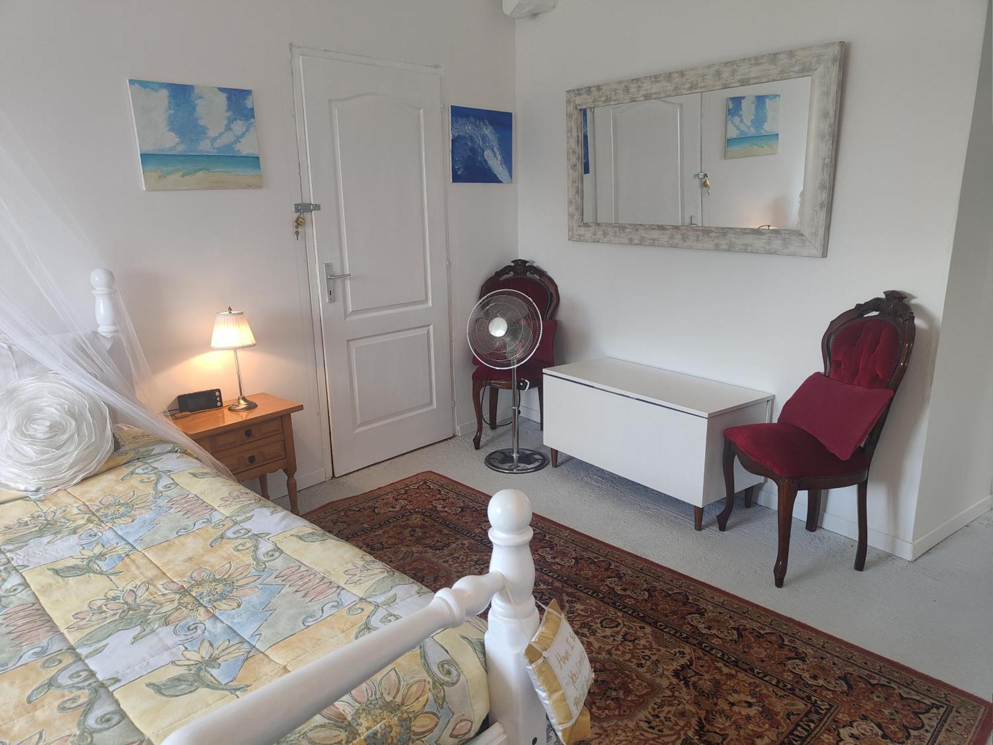 Wisteria House Bed & Breakfast Chanteloup  Ngoại thất bức ảnh